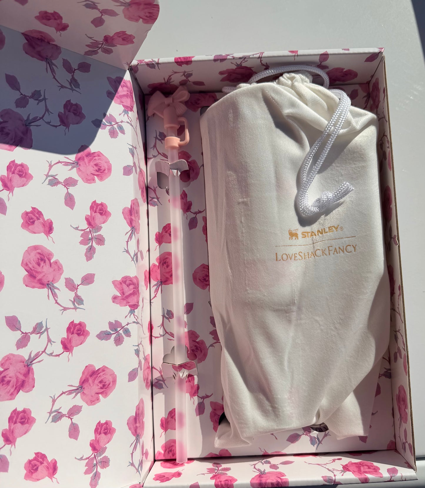 40 OZ Pink Rose Limited Tumbler with Box, Dust Bag and topper