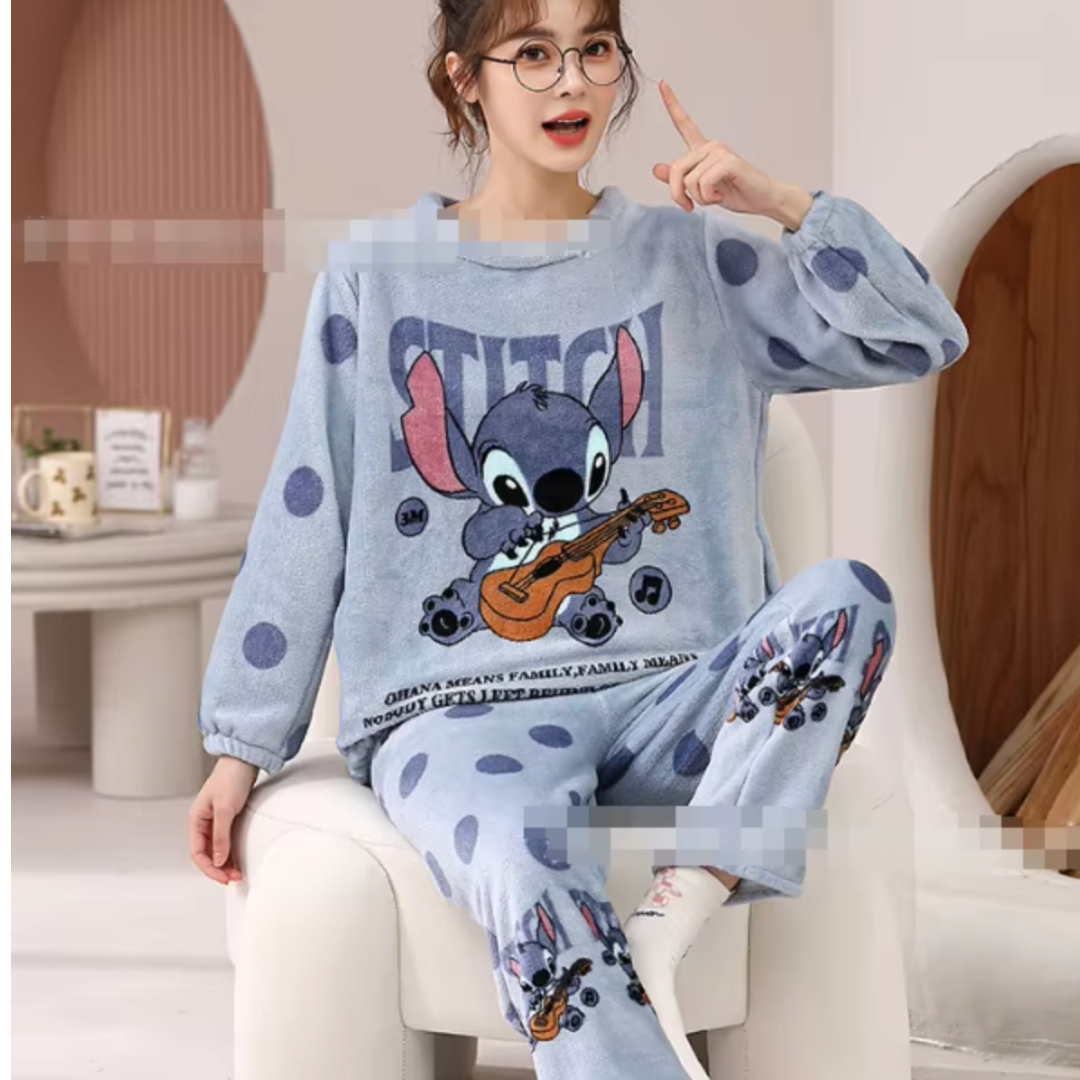 FLASH SALE‼️ 2PC Set Velvet Fleece PJ Pajama Set- Warm Set - SIZE M/L