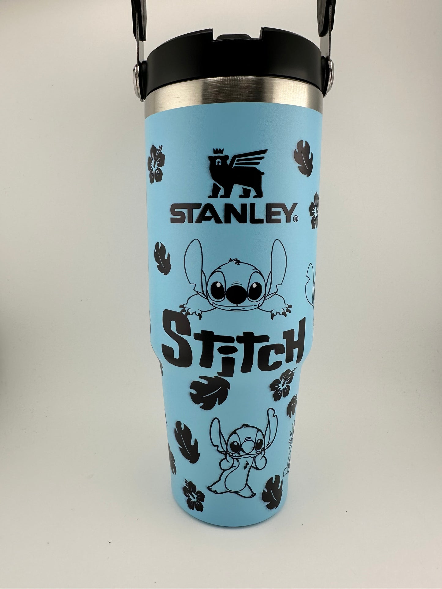 Discounted Dupe Tumblers 30 OZ with Handle -‼️ Some Edges have a shadow on the logo