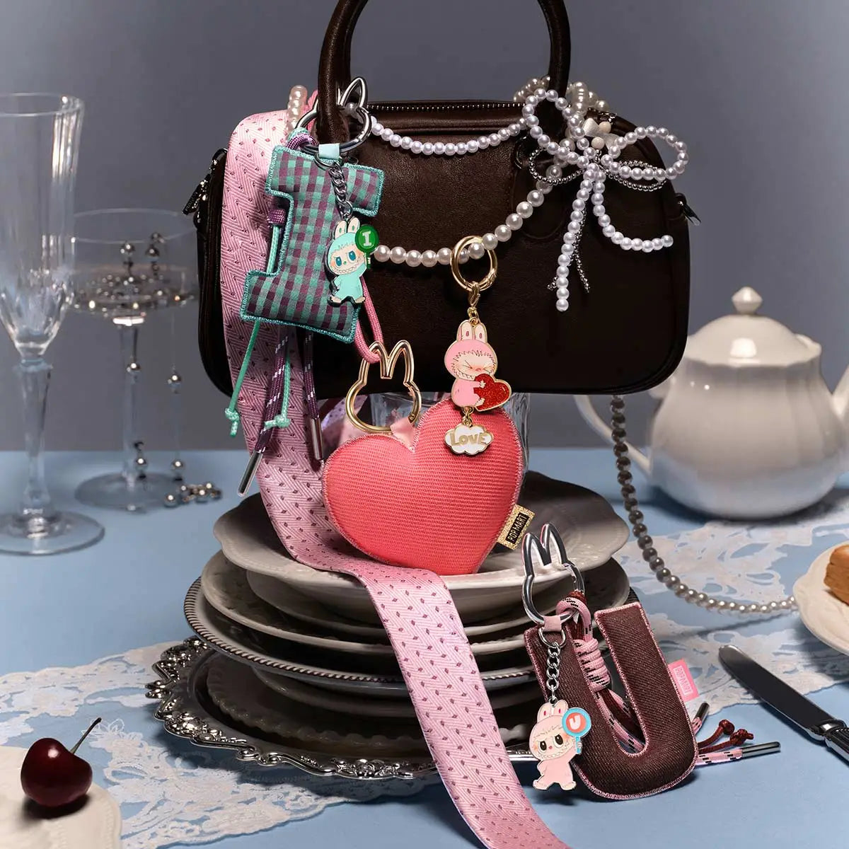 1 PC Pin To Love KEYCHAIN