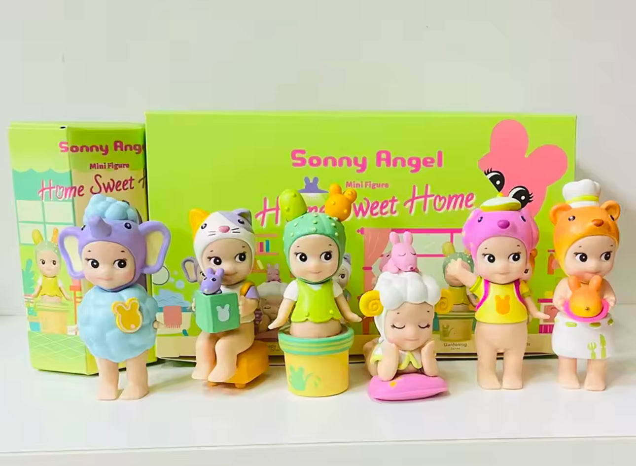 Sonny Minnie figure HOME SWEET HOME