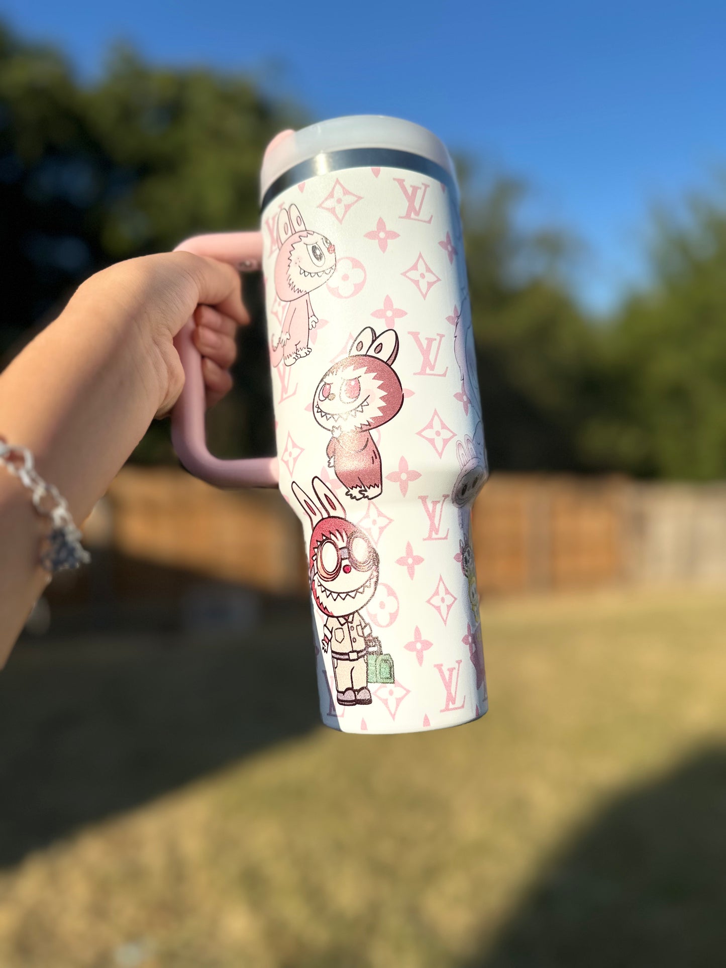 ‼️MISPRINTED 40 OZ TUMBLER white Box and straw! No branded. Misprinted with a custom message of happy birthday.