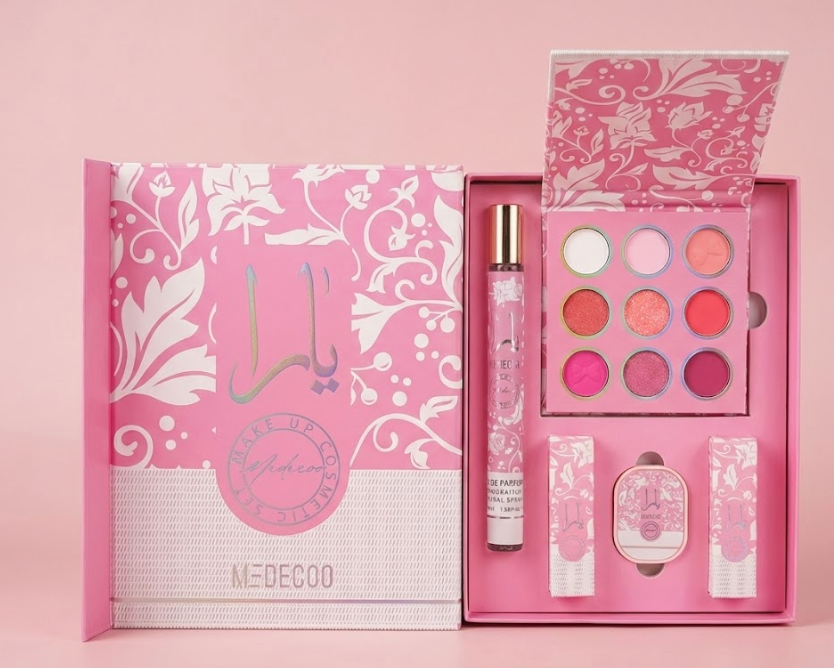 Gift set with Eyeshadow, lippies and lip balm