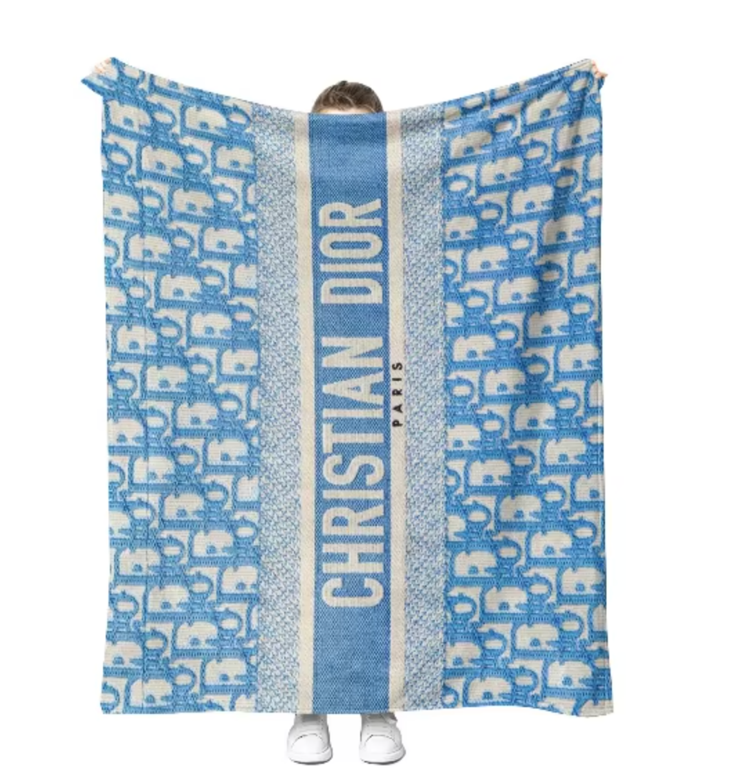 LARGE FLANNEL/POLYESTER BLANKET 150x200